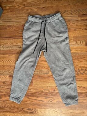 Jordan Grey Fleece-Lined Sweatpants with Jumpman